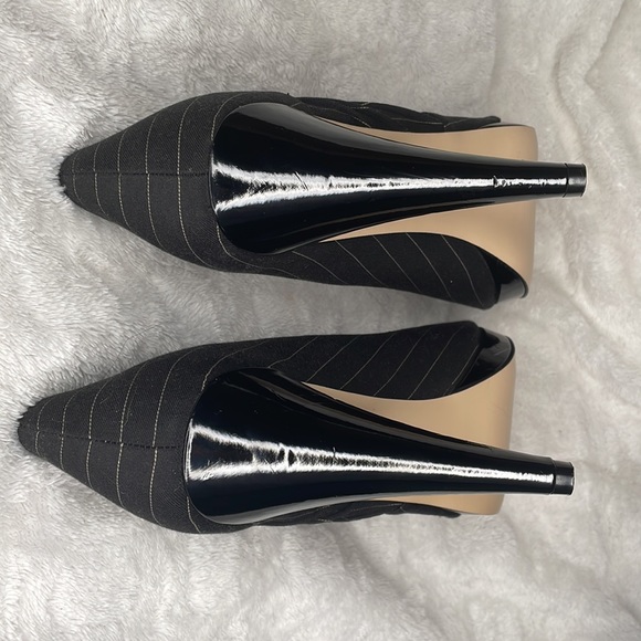 Steve Madden retro striped and pleated tuxedo peep-toe pumps, size 9 - Picture 6 of 12